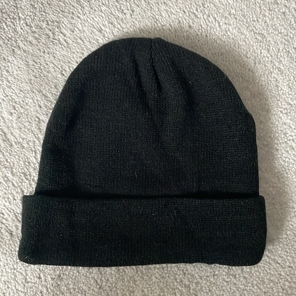 A Million Little Things beanie crew gift O/S - Picture 3 of 5